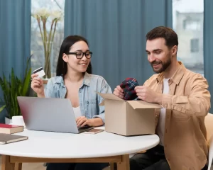 Muchos negocios en Colombia viven solo de Instagram o Facebook, pero cada vez es más difícil alcanzar al público sin pagar. Además, un cambio de algoritmo o un bloqueo puede dejarte sin ventas de un día para otro.