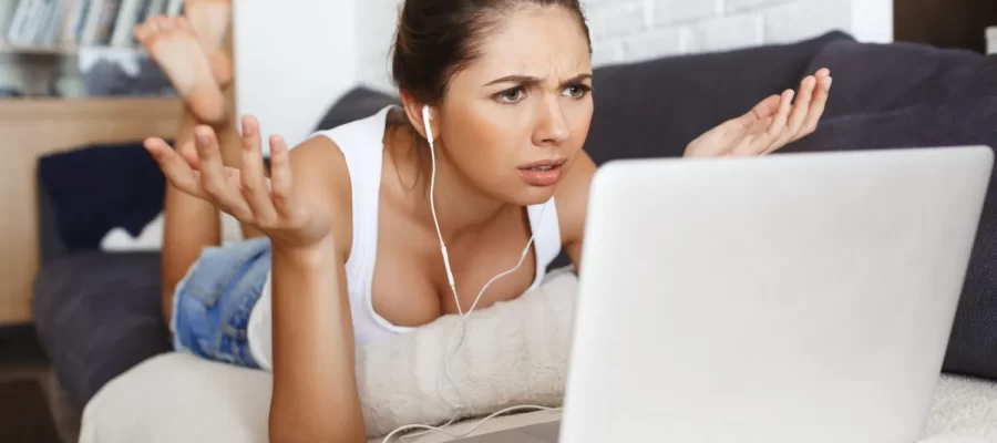 Además, estar online te permite competir incluso con empresas más grandes. Una buena estrategia digital puede darte visibilidad, autoridad y oportunidades que antes solo tenían grandes marcas con altos presupuestos.